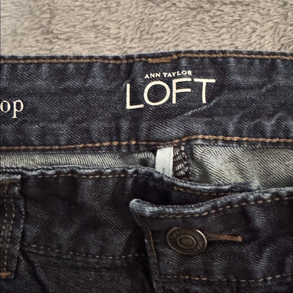 LOFT Dark Blue Women's Sz 6/28 Curvy Crop Jeans Everyday Wear Fall Staple